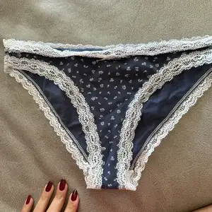 Bragas olorosas y húmedas