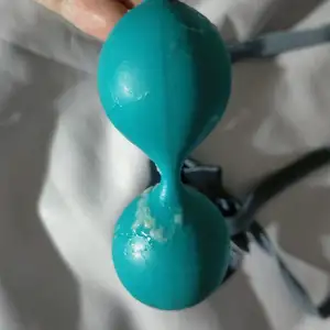 Me masturbo en mi tanga de hilo