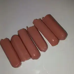 Tragando salchichas sin masticar VORE