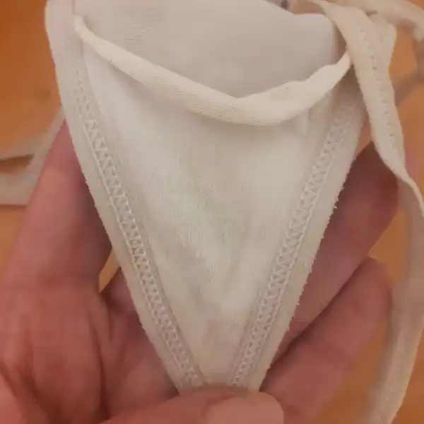Tanga de hilo
