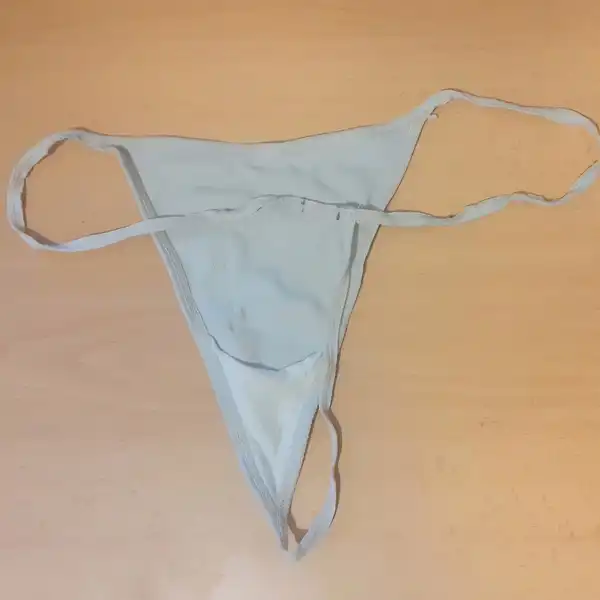 Tanga de hilo