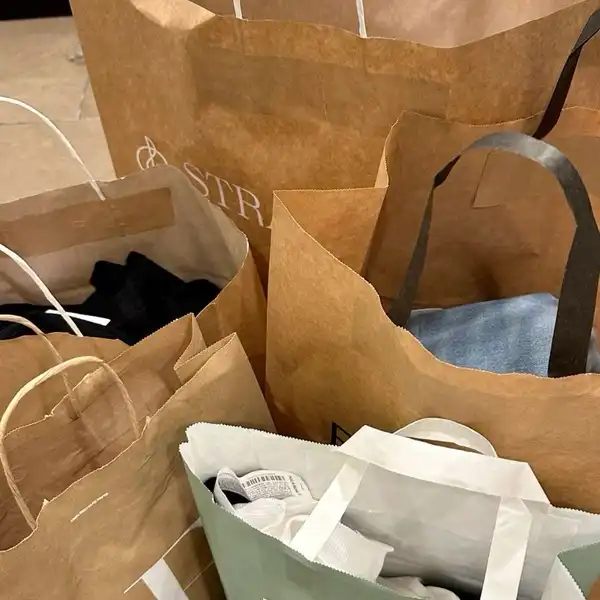Adoro ir de compras con tu tarjeta