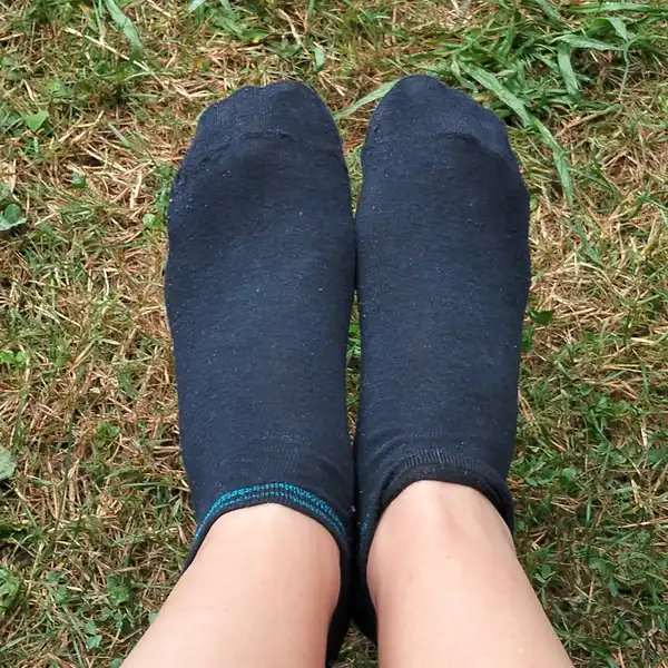 Tres pares de calcetines usados para correr