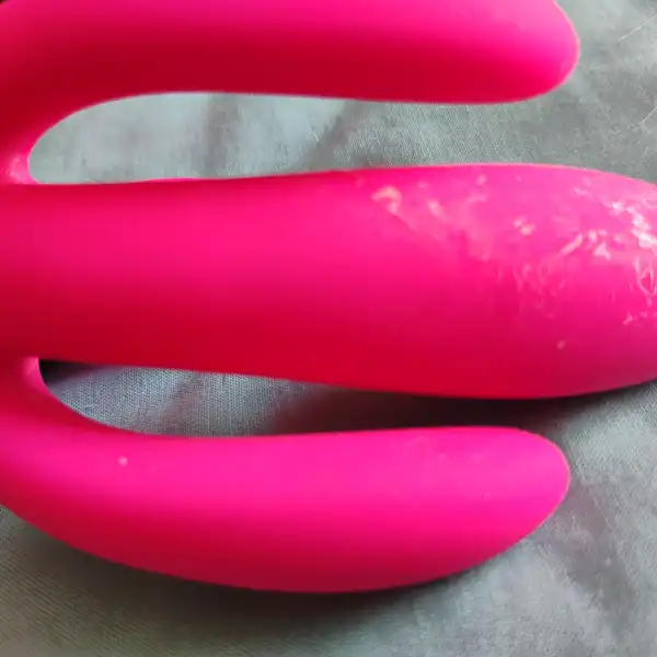 Vibrador con restos de corrida y flujo vaginal+regalito sorpresa